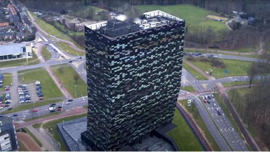 安世半导体（荷兰）星期三（11月5日）晚在声明中称，中国的实体已不再按照既定的公