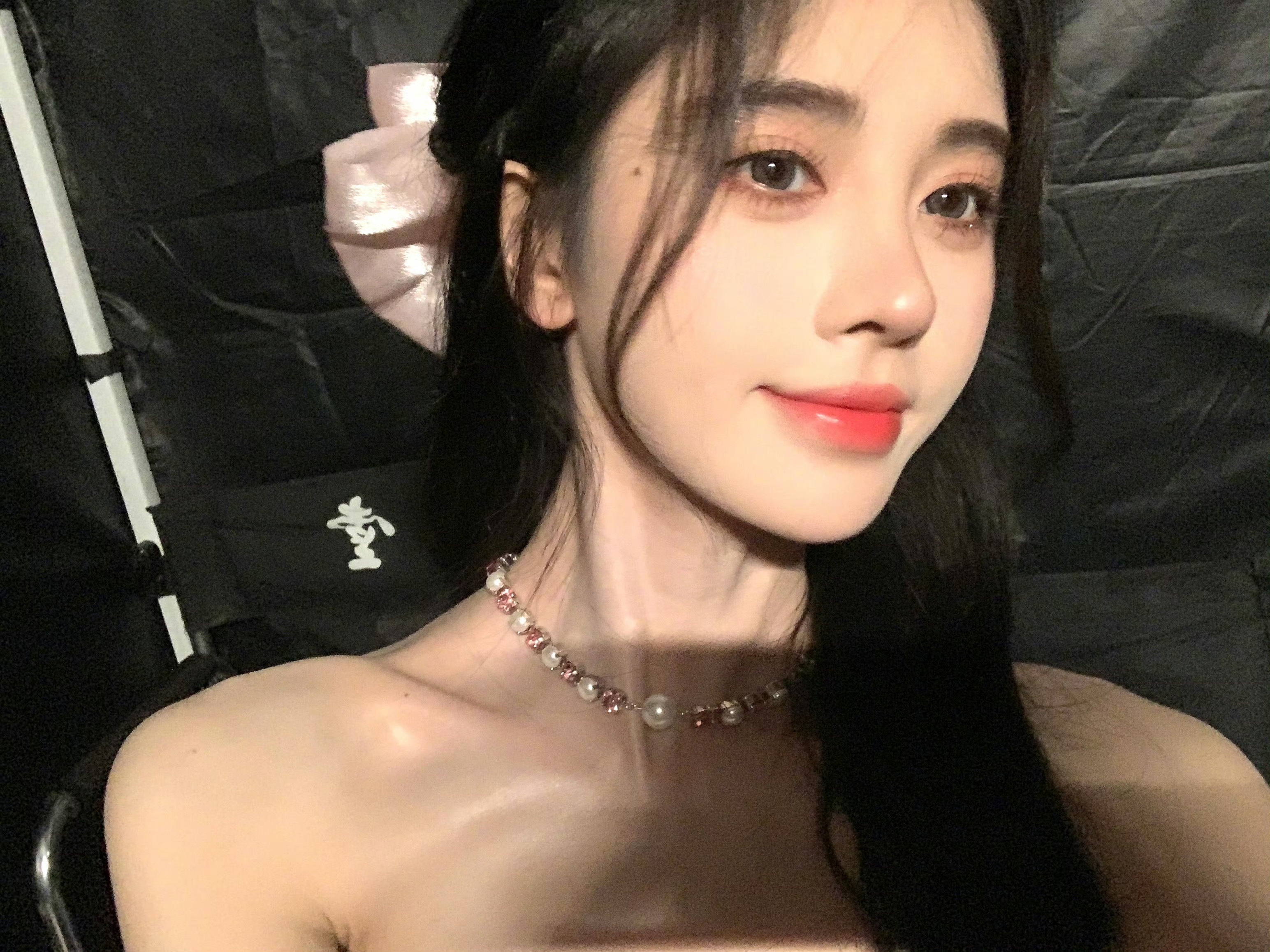 🍊鞠婧祎涂口红眼神 🍊鞠婧祎port九月刊封面预告 當不了妳的天使 我該怎麼