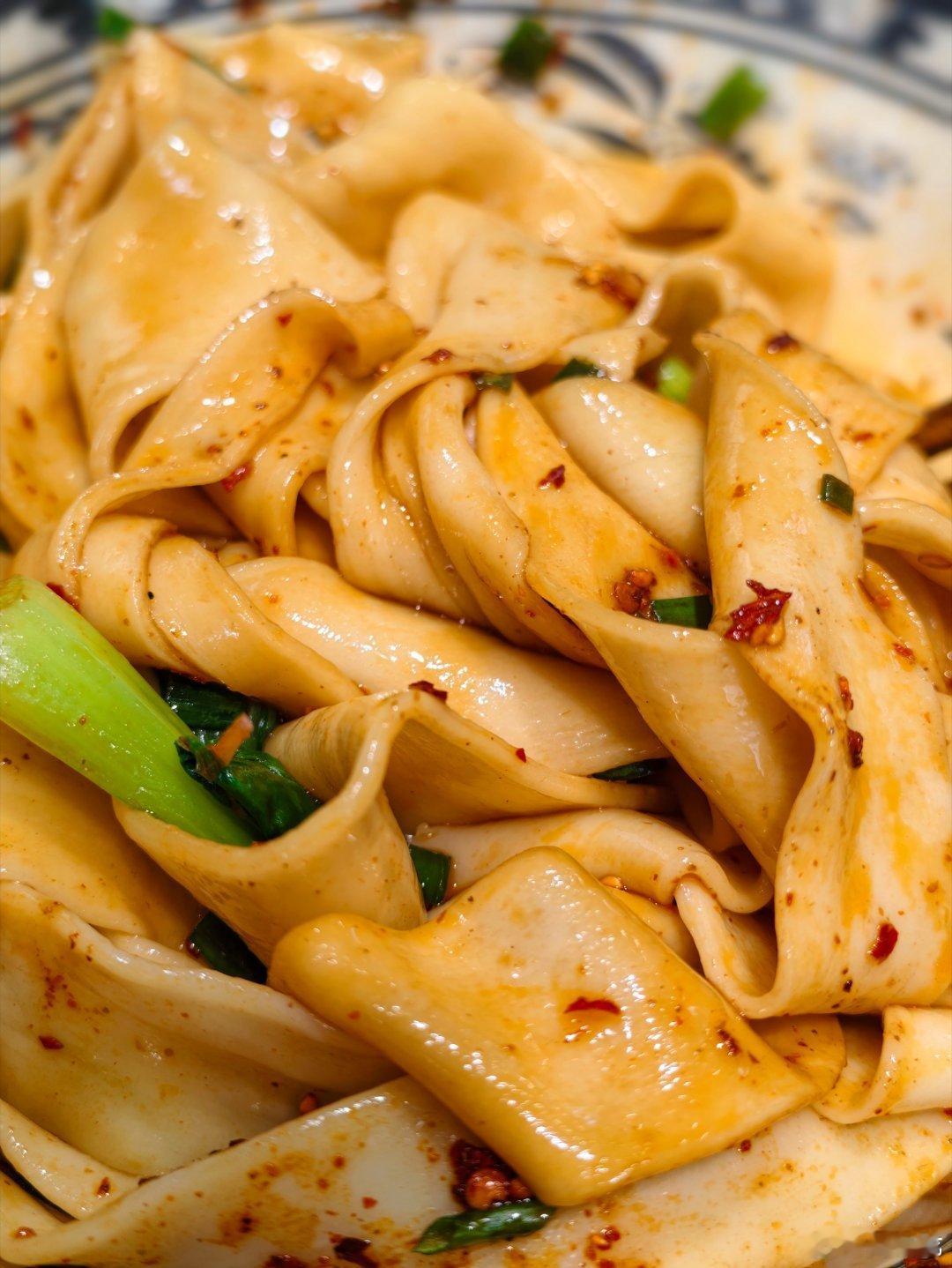 油泼面整起美食