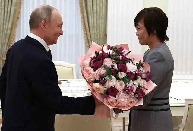 果然不出所料，不速之客访俄有特殊目的，普京识破真相说了一句话 日本在南千岛群岛海