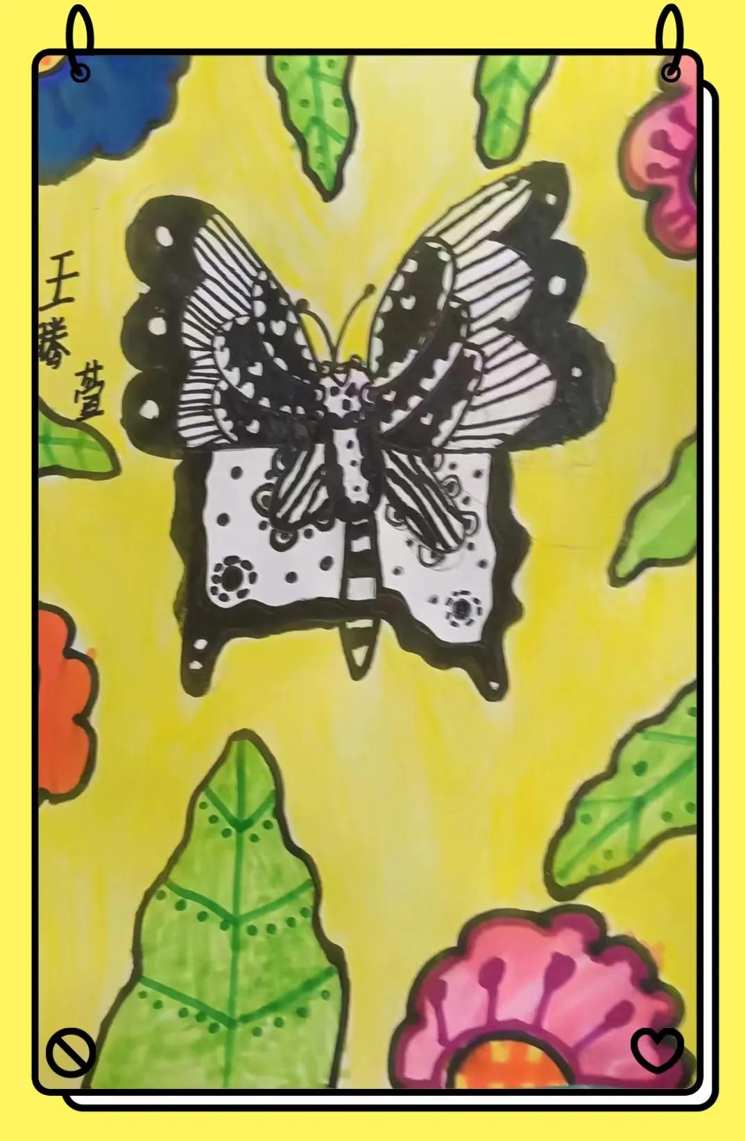 侄女今年八岁，学画画也有三年了，就是每个星期天，还有节假日，都去画室学画画，一年