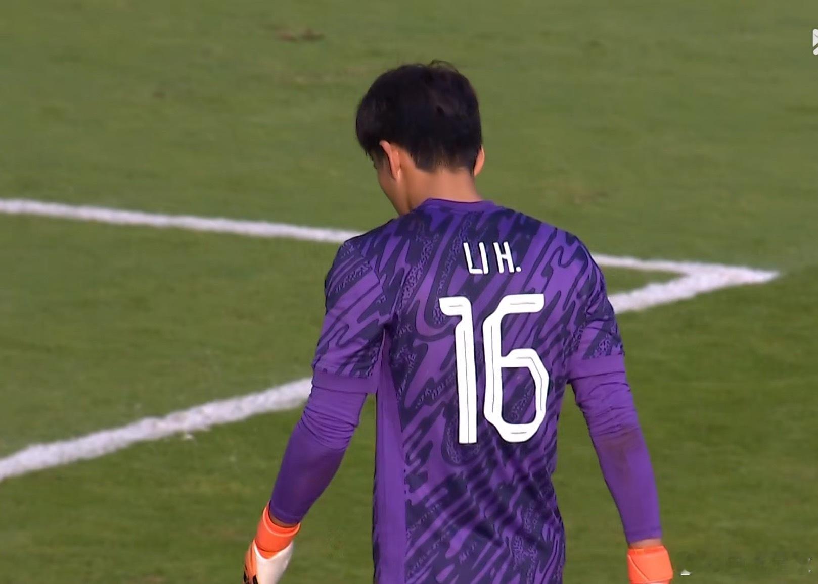 如此表现，怕是没有中超球队买得起李昊了吧！几场比赛，每场都奉献神扑，力保球门不失