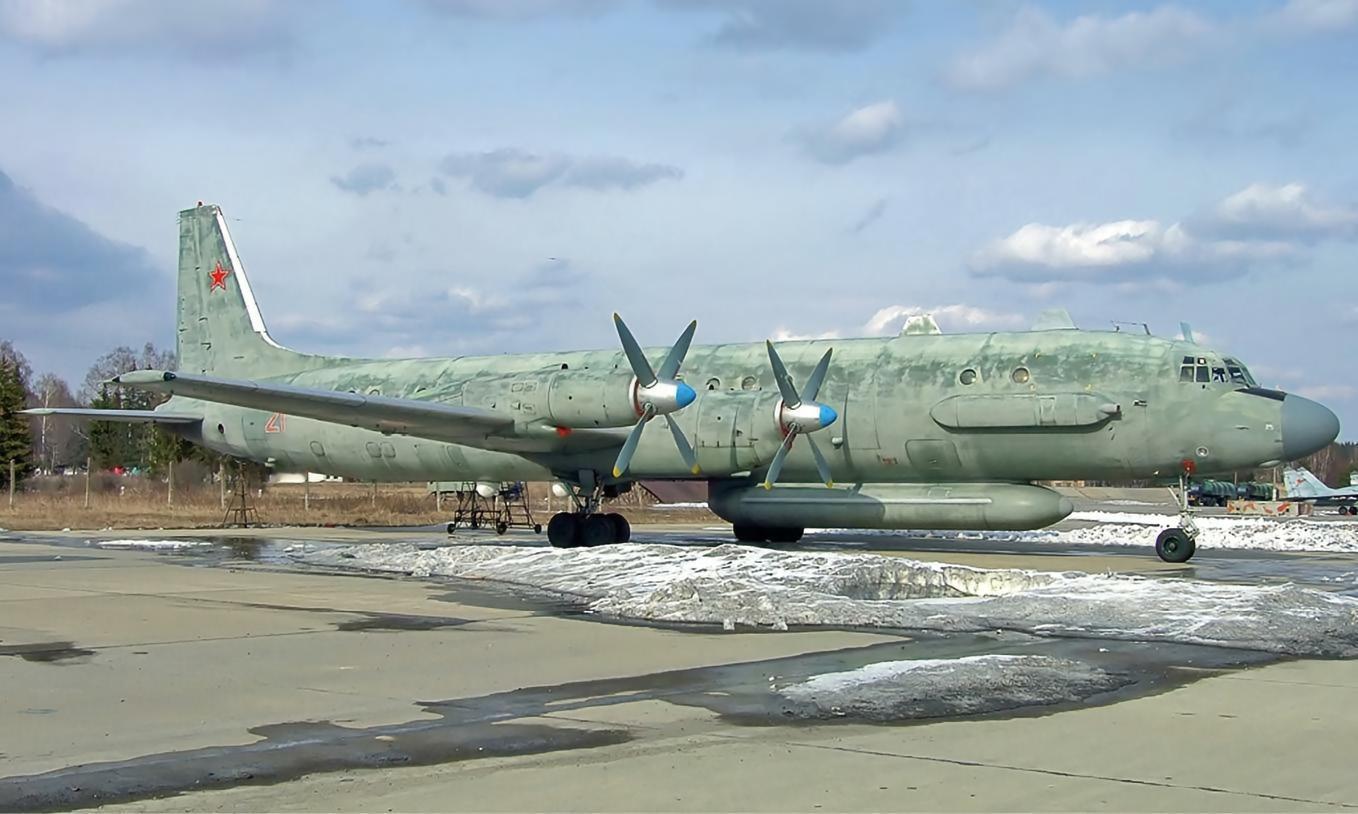 每天认识一件兵器 俄罗斯IL-20“黑鸦”电子侦察机IL-20“黑鸦”（Coot