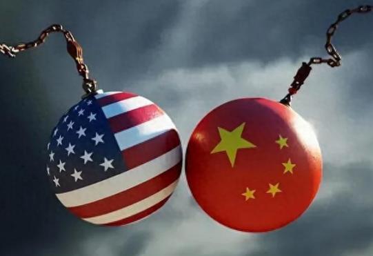 让美国万万没想到的是，如今站在他对面的敢和他叫板，敢和他硬刚到底的“钢铁巨人”，