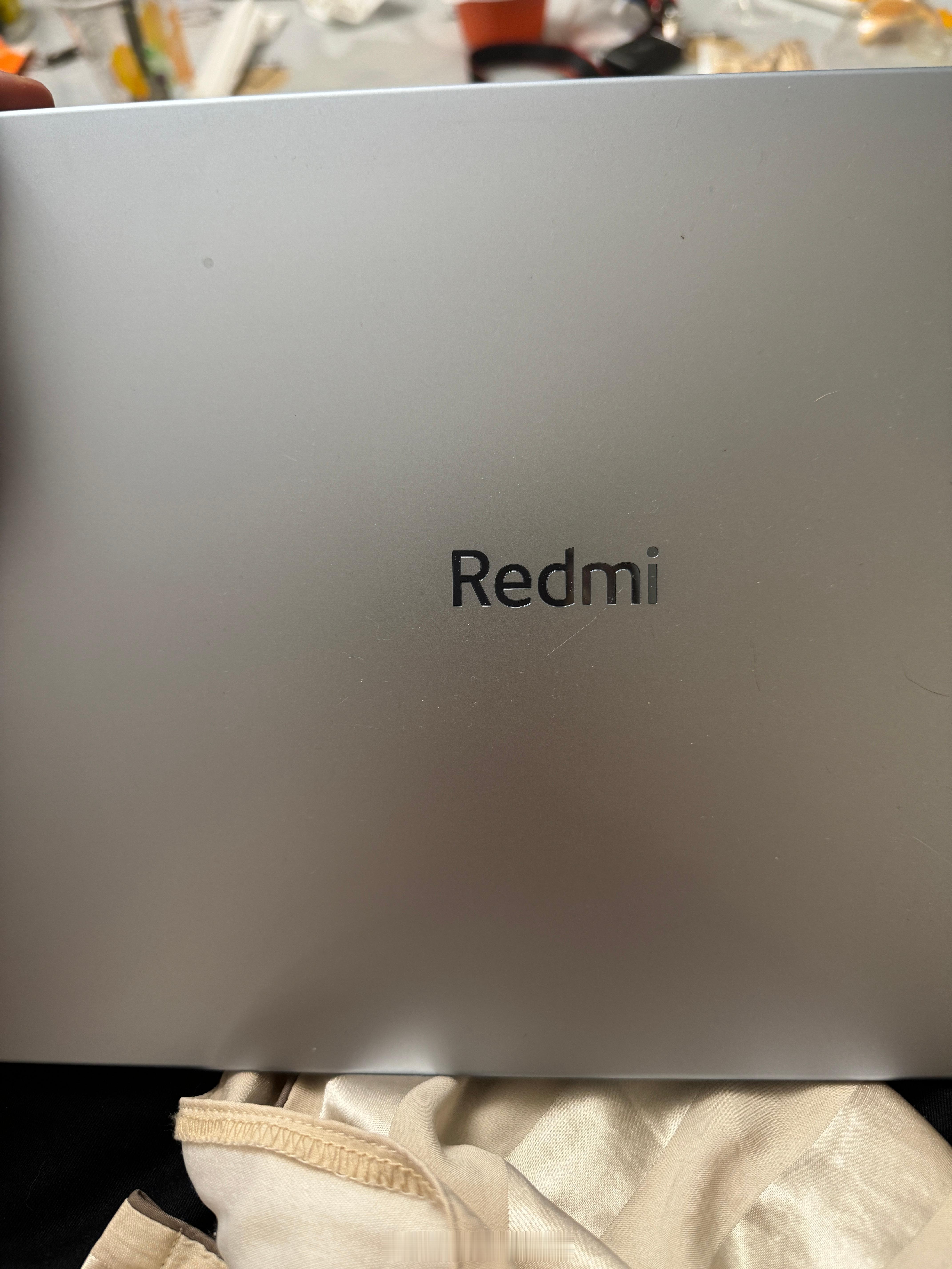 买了台新电脑学英语剪片子，哥们给推荐了这个 Redmi Book Pro 14，
