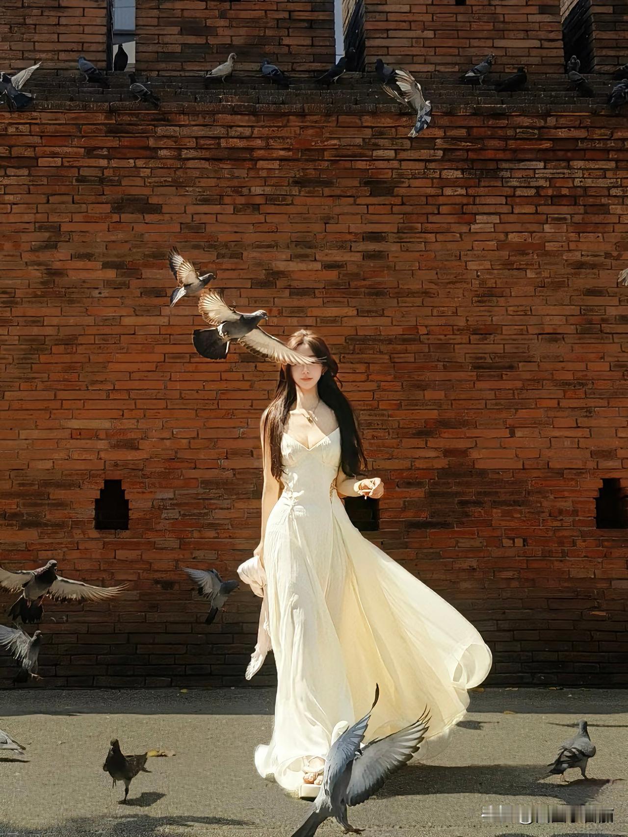 后来什么都有了
却没有了我们
现实像遗憾
很戳成年人
绝美随手拍 一起来秀美照