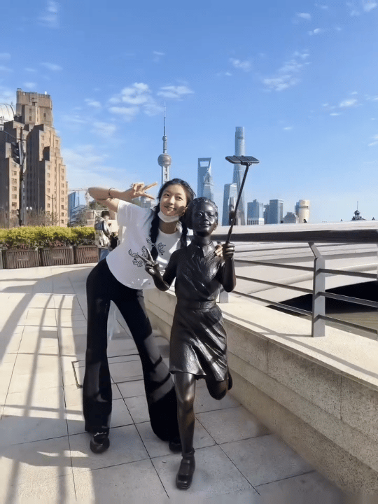 孙千穿搭模板 不用费力搭配就能很好看，孙千这套穿搭模板，打工人直接抄作业 