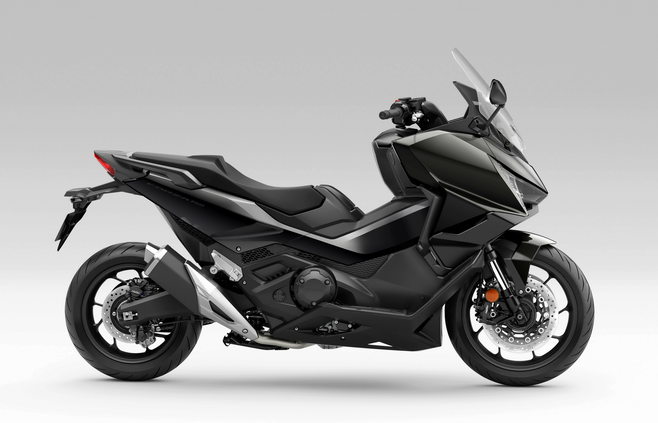 车市热门 Honda 旗舰踏板 2027 Forza 750 