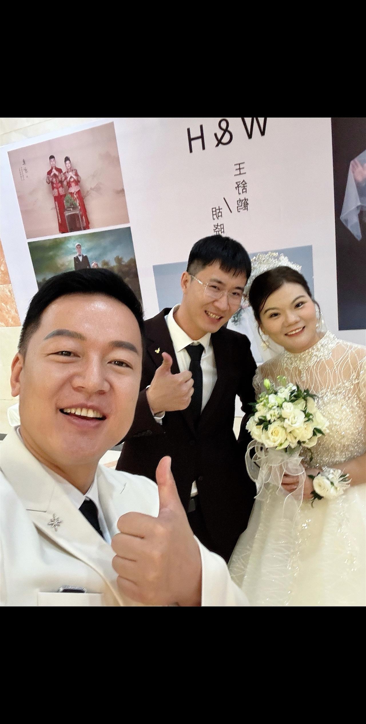 歌曲山高路远谁又懂我爱了好几年 主持人大王喀什