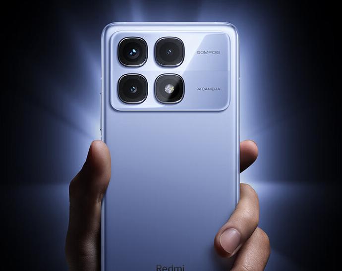 在这个手机圈的“疯狂”时代，Redmi K70至尊版如一颗耀眼的新星，让中端机与
