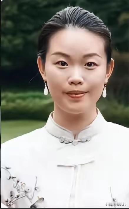 南京博物院这桩丑闻，远比想象中更渗人！
​​生物学者徐莺，本是研究病毒的，201