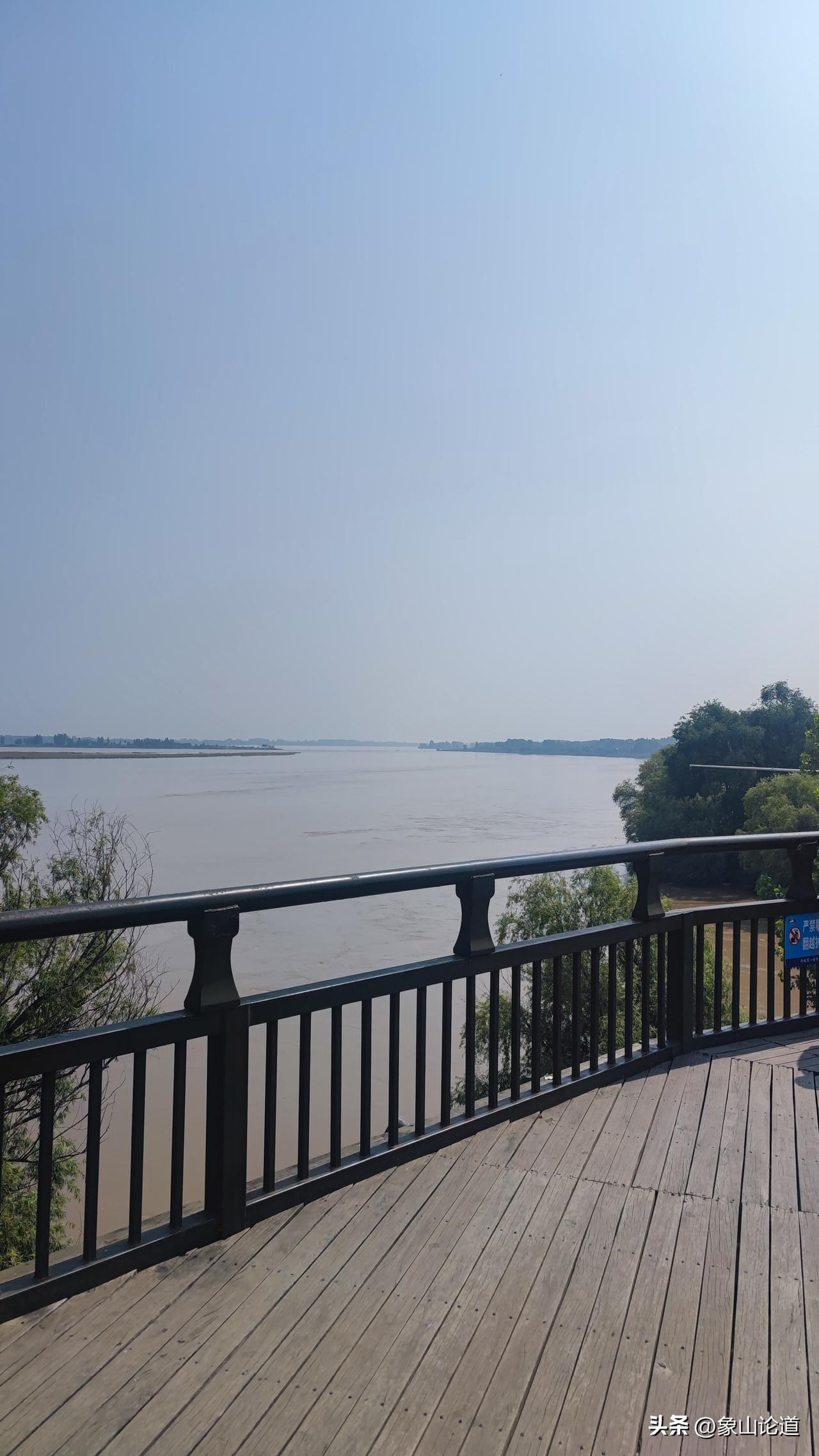 晒图笔记大赛6月28日，到达黄河观景台欣赏黄河调水调沙景观，中下游水量大增，非常