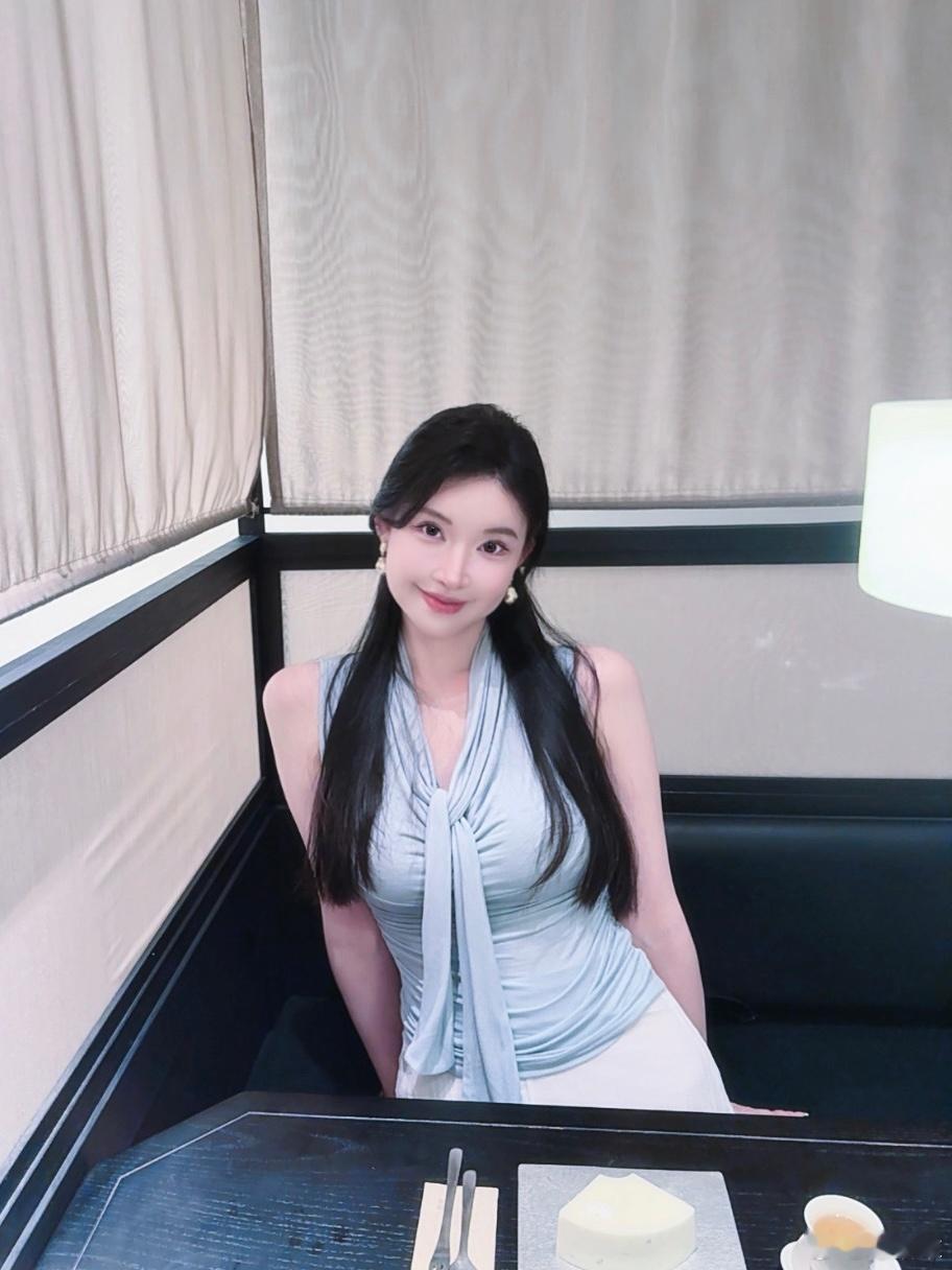 请靠近我跟我的心 ​​​