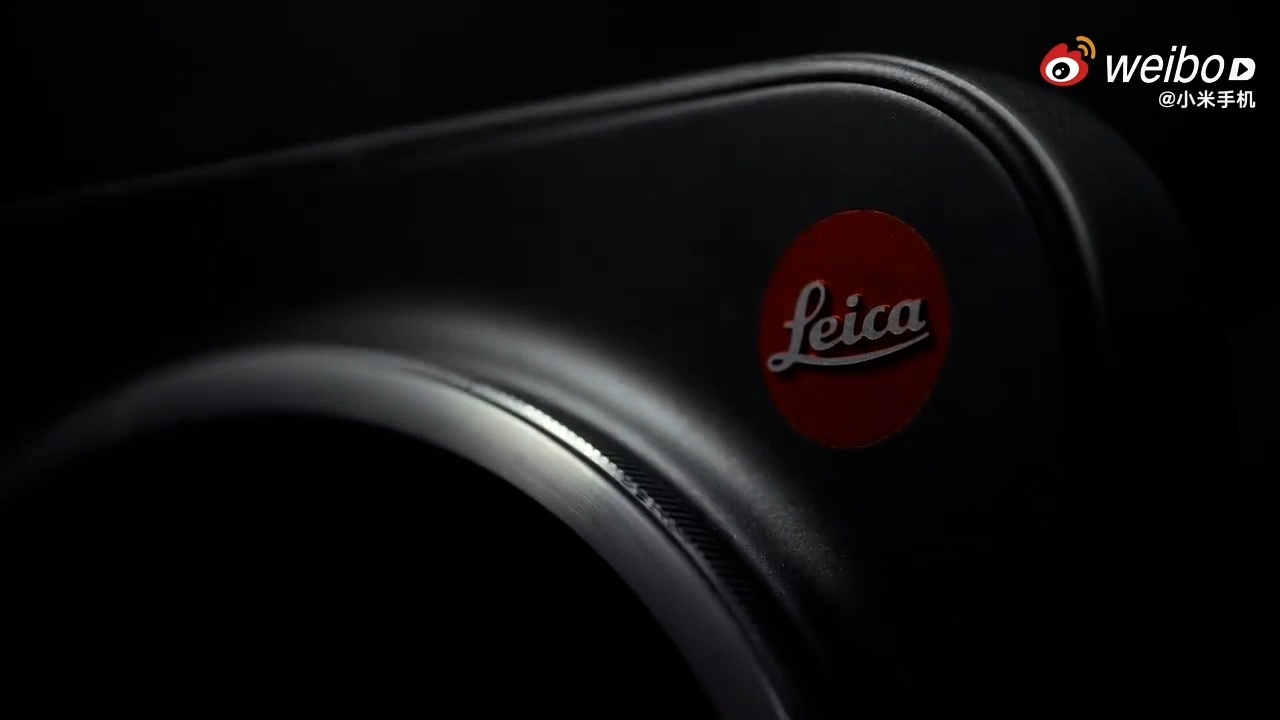 让摄影回归纯粹，让操作回归转动。小米17 Ultra徕卡版独享“大师变焦环”设计