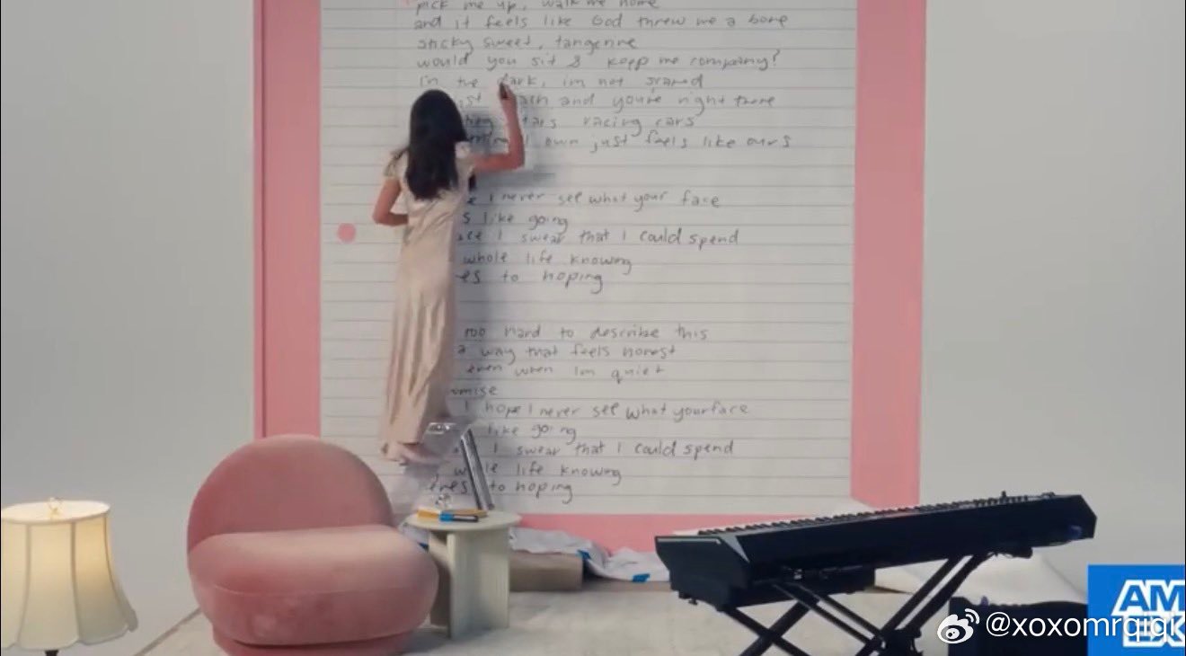 Olivia Rodrigo 透露了启发《honeybee》歌词的理想约会画面：