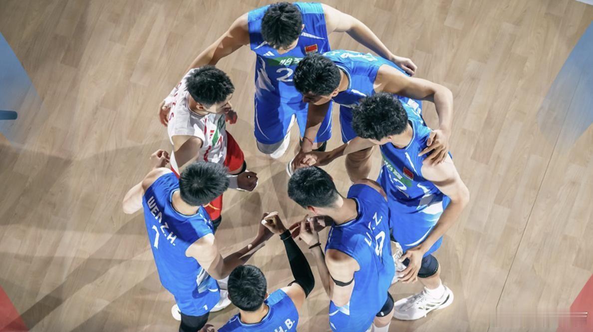 9月9日, 于2026年男排亚锦赛小组赛里, 中国男排比分是23:25、25:2