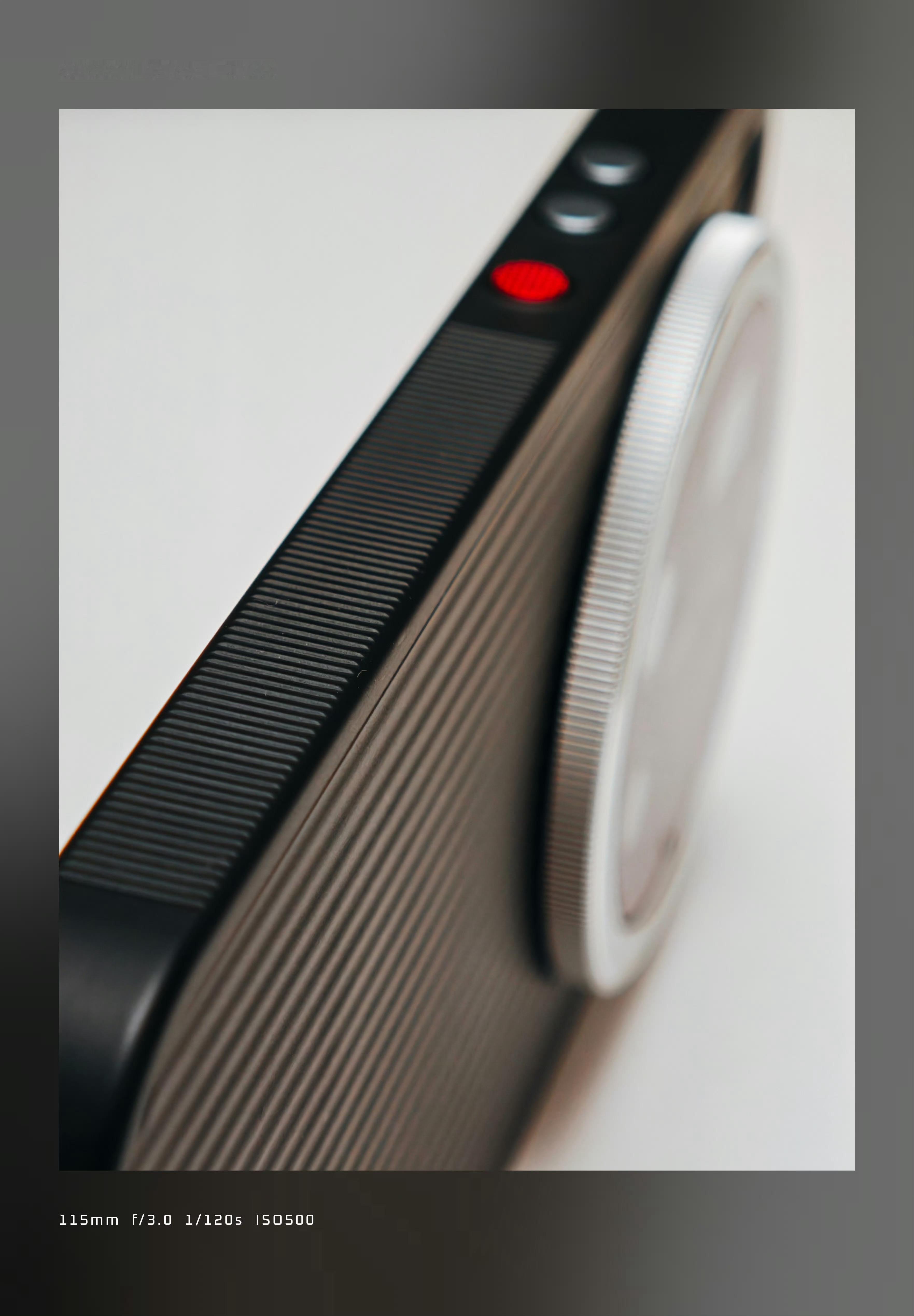 小米17ultra「光栅」特别版现已进入售罄倒计时。感谢大家的热情支持与喜爱！第