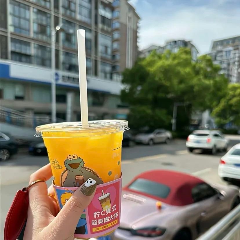 เ'๓ ๏к像你这样内心细腻的人 感受到的更多是幸福还是悲伤 ​​​