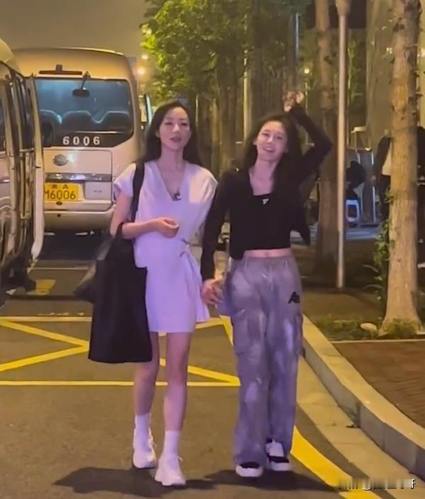 《浪姐5》下班路透：该说不说，韩雪是真的好漂亮，为啥最近的口碑崩得那么厉害呢？发