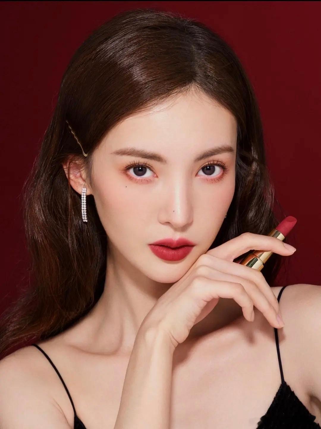 女明星口红广告图💄想买哪款 ​​​