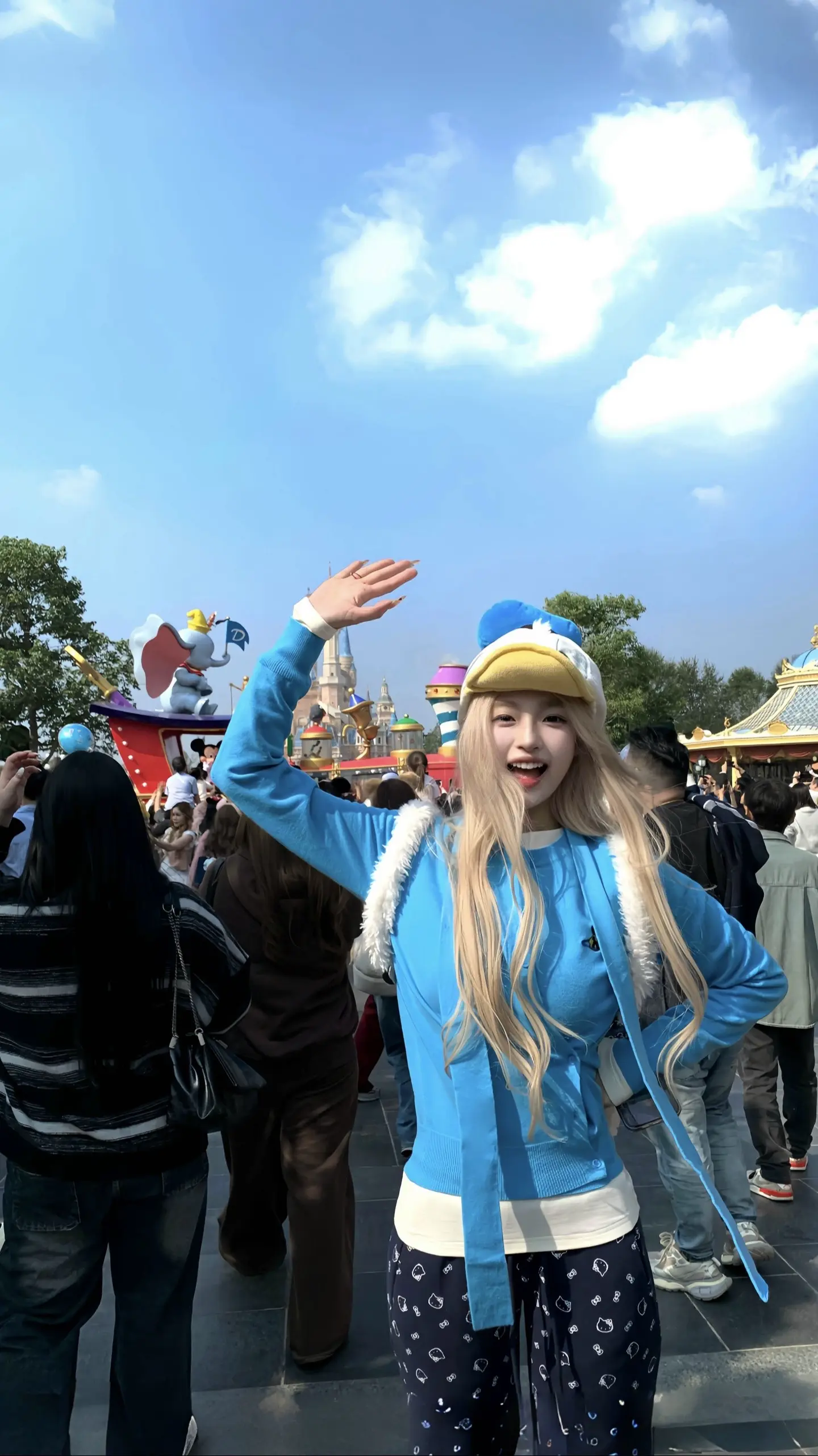 发生什么事 天知道≽^• ˕ • ྀི≼。