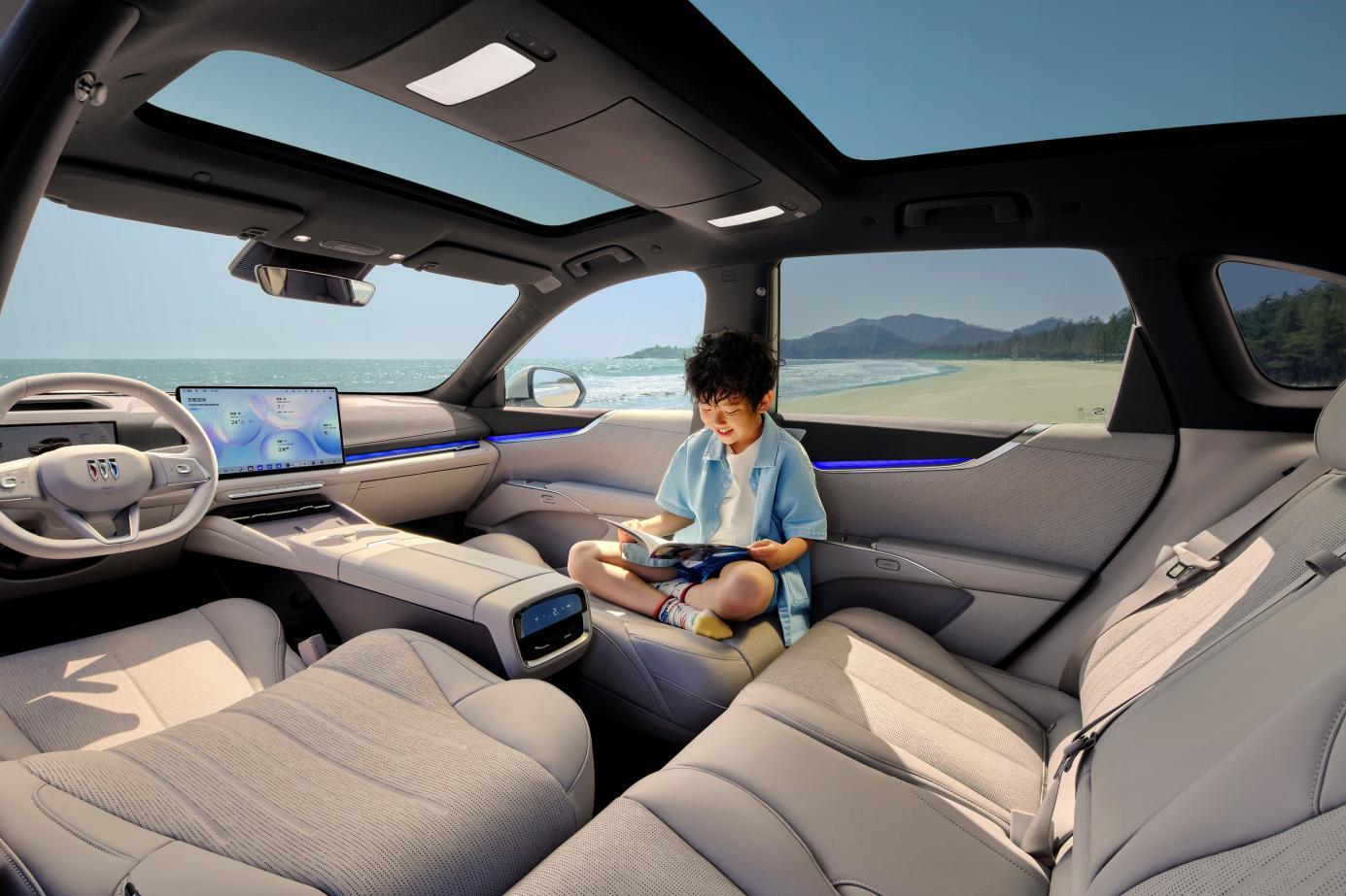 别克高端新能源子品牌"至境"旗下首款SUV—别克至境E7正式上市并开启交付，置换