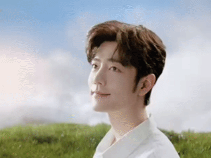 我看还有谁不知道！肖战马年的第一个新代言它来了！每日鲜语震撼官宣肖战为品牌最新代