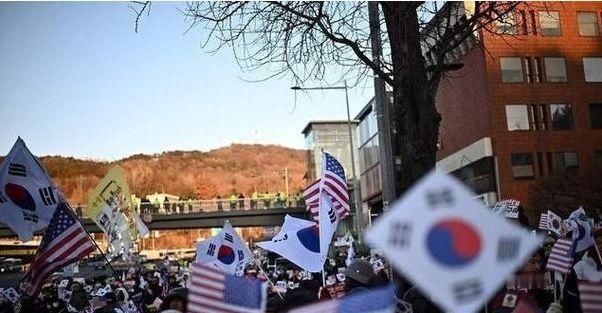 美国人骨子里都清楚：中国无论武器进步多快，先进到什么程度都不会主动攻击美国本土，