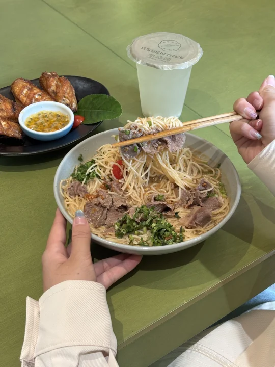 （昆明）Vocal！来巡津街喝咖啡终于有面吃啦🍜