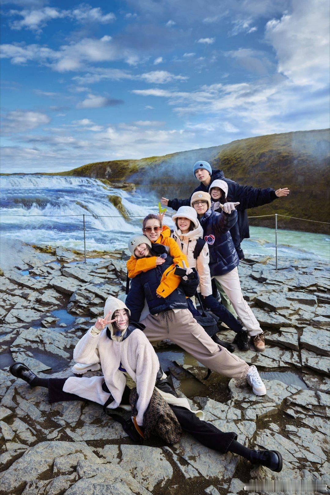 #王安宇秦海璐CP#我们花少5的相处氛围感真的很好，每天看他们旅行就像看自己和朋