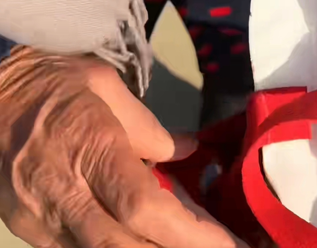 当年全村的希望，如今成了全村的靠山，这句话在光明村身上体现得淋漓尽致！从一个人的