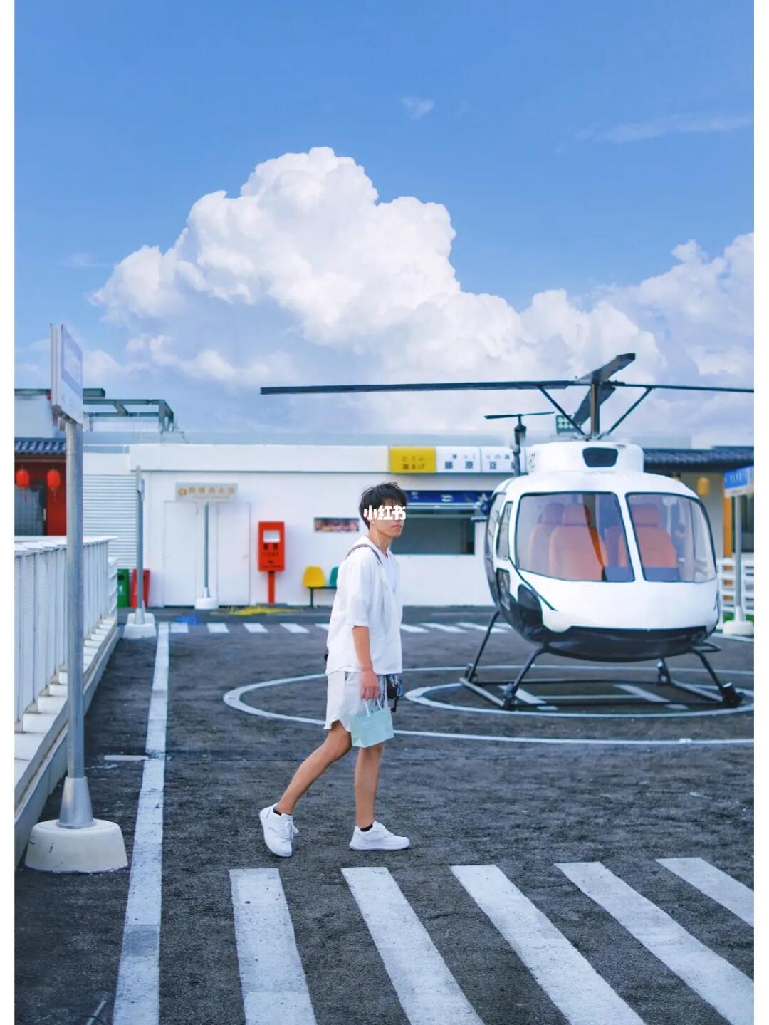 东莞这个日系街头与飞机同框！好有漫画感