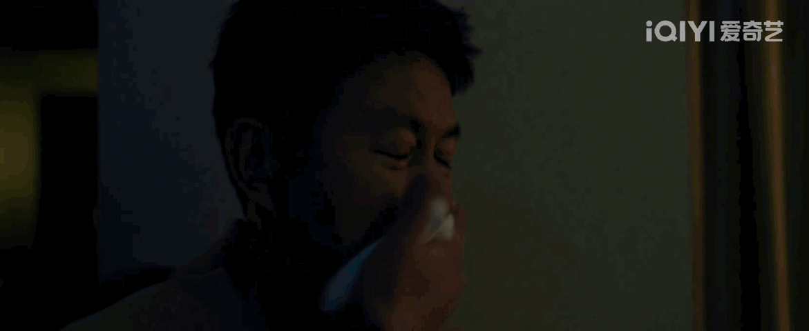 遇到仙人跳该不该和老婆坦白 这个剧情有点抓马…… 看到韩栋收到了陌生短信约酒店见