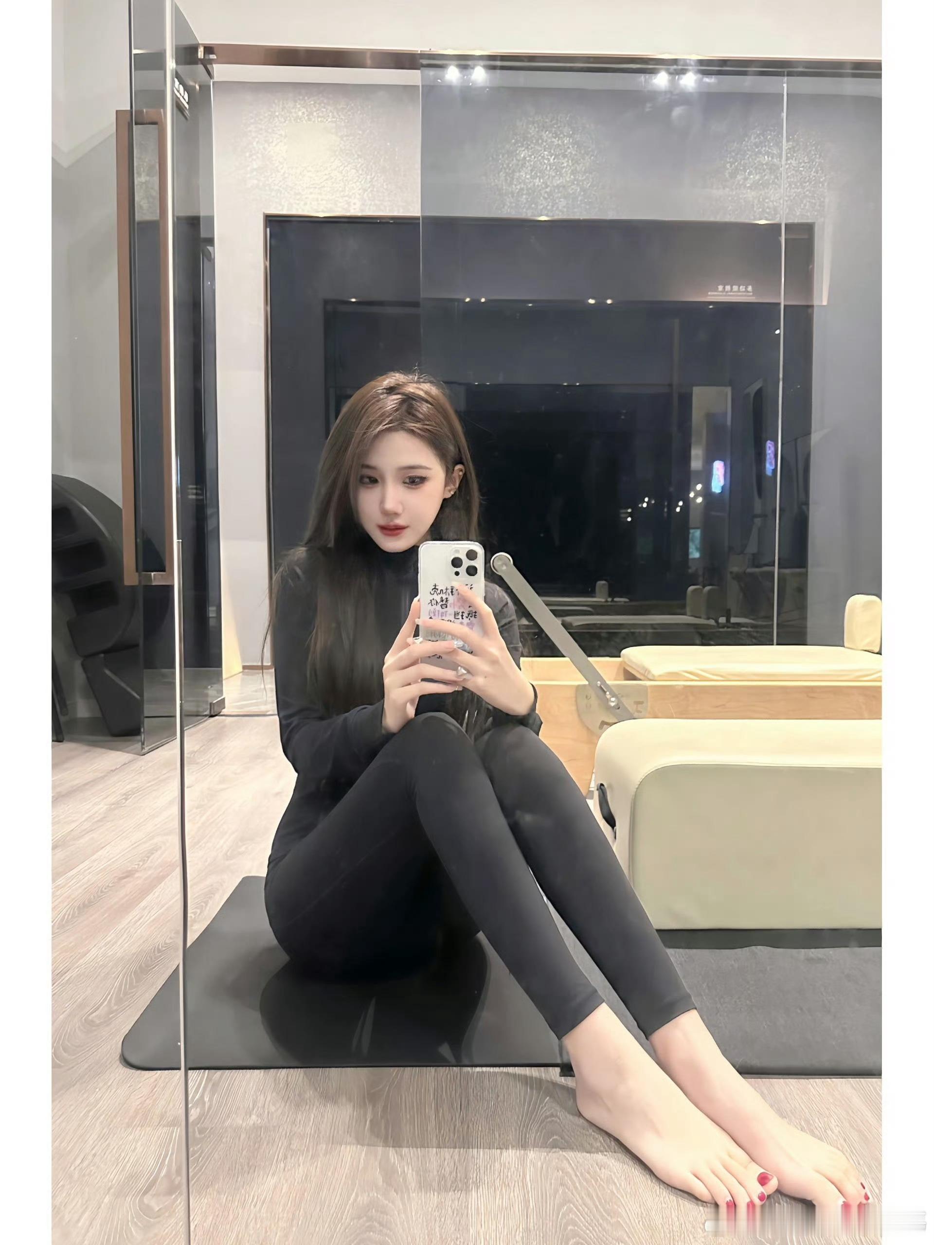 健完身了，休息一下 