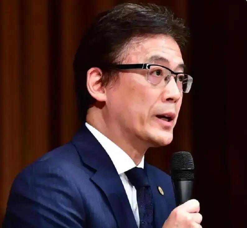 日本前高官前川喜平驳斥中国攻日论调，我分析有以下几点原因。
 
1前川说日本要啥