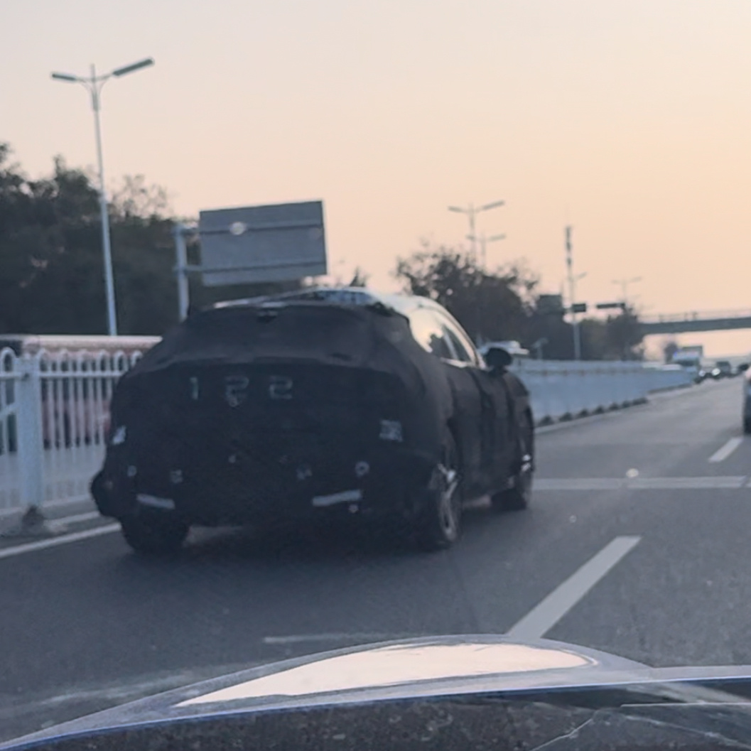 近期有意思的车 小米Suv  E53真新 