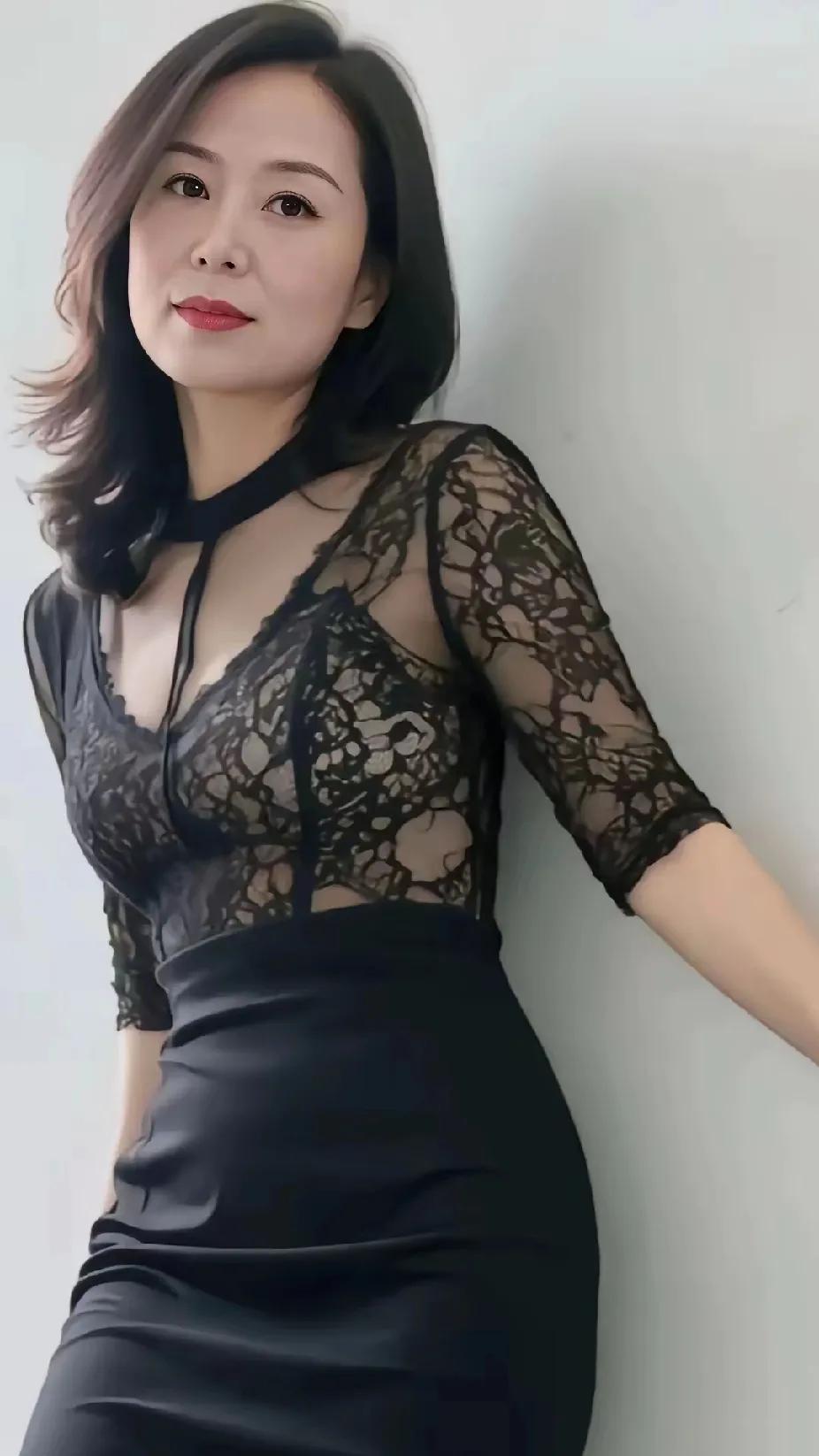 40岁离异勤俭持家的我，还有人爱吗？