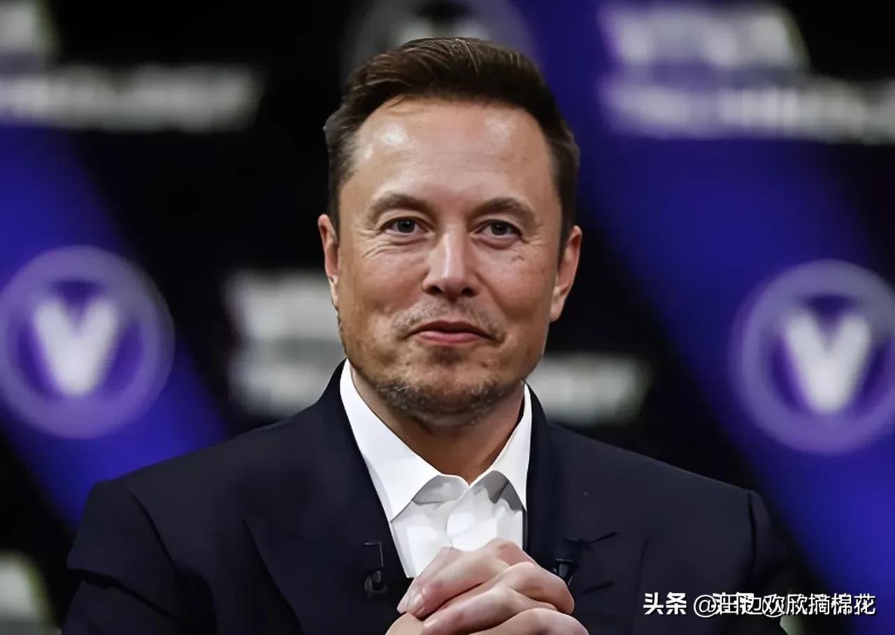 马斯克的嘴，真跟开过光一样
 
马斯克的嘴，真跟开过光一样。他曾公开提醒，芯片荒