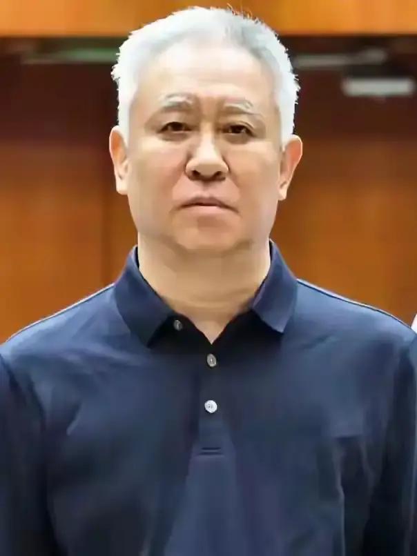 我有个疑问？
许家印被判无期徒刑，
而没有被判S刑，
是不是说明他还有机会出来？