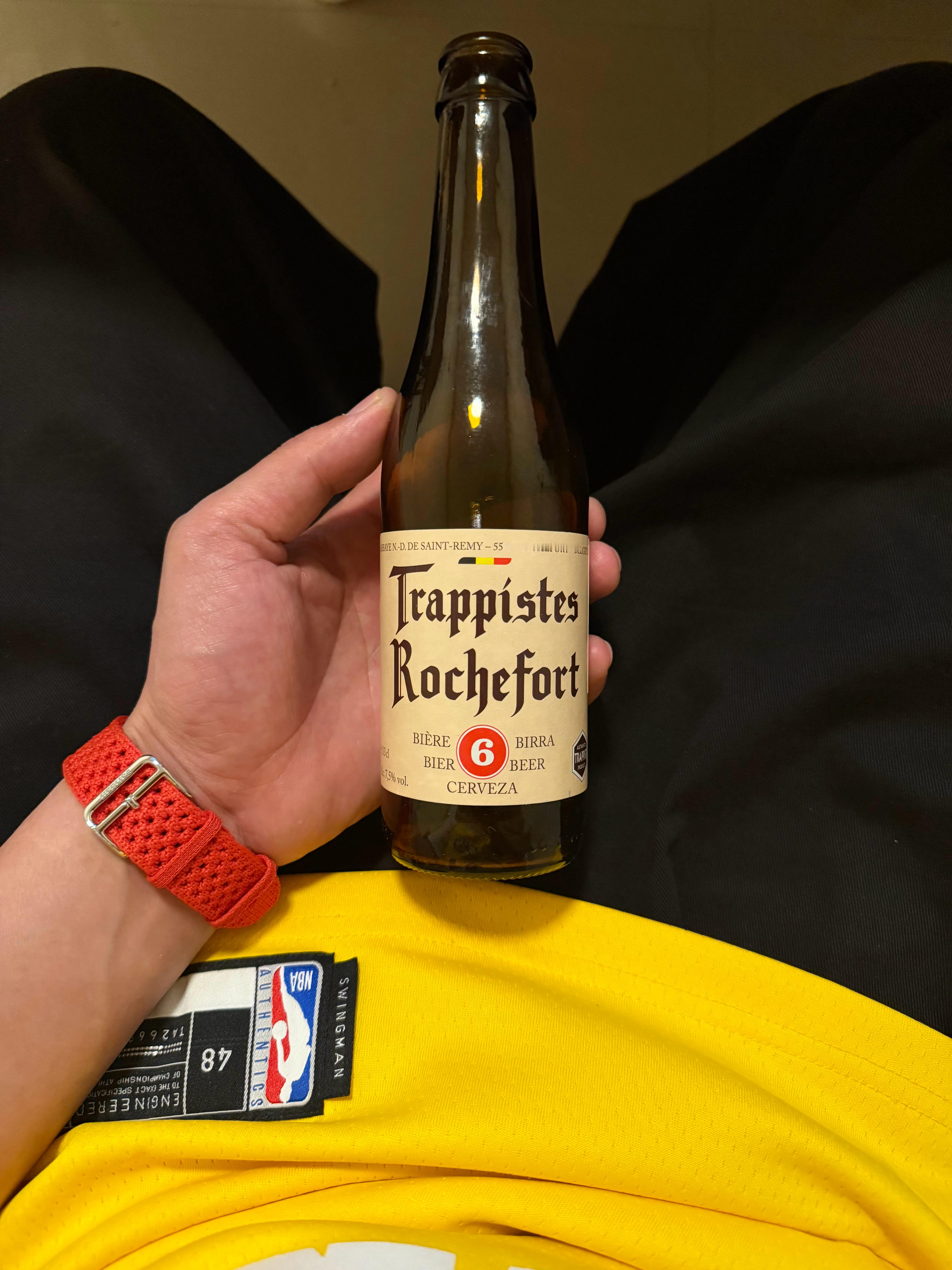 我四瓶 妳四瓶，一时瑜亮🍻世界上如果没有酒 就会少了60%的快乐酒精又可以混合