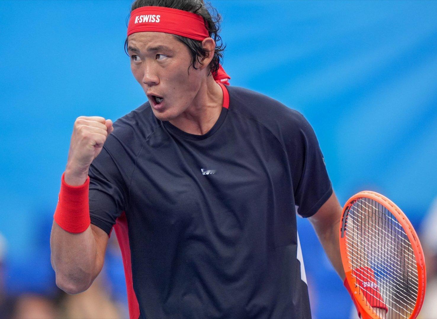 张之臻止步澳网男单首轮2026澳网男单首轮，张之臻0比3负于18号种子阿根廷选手