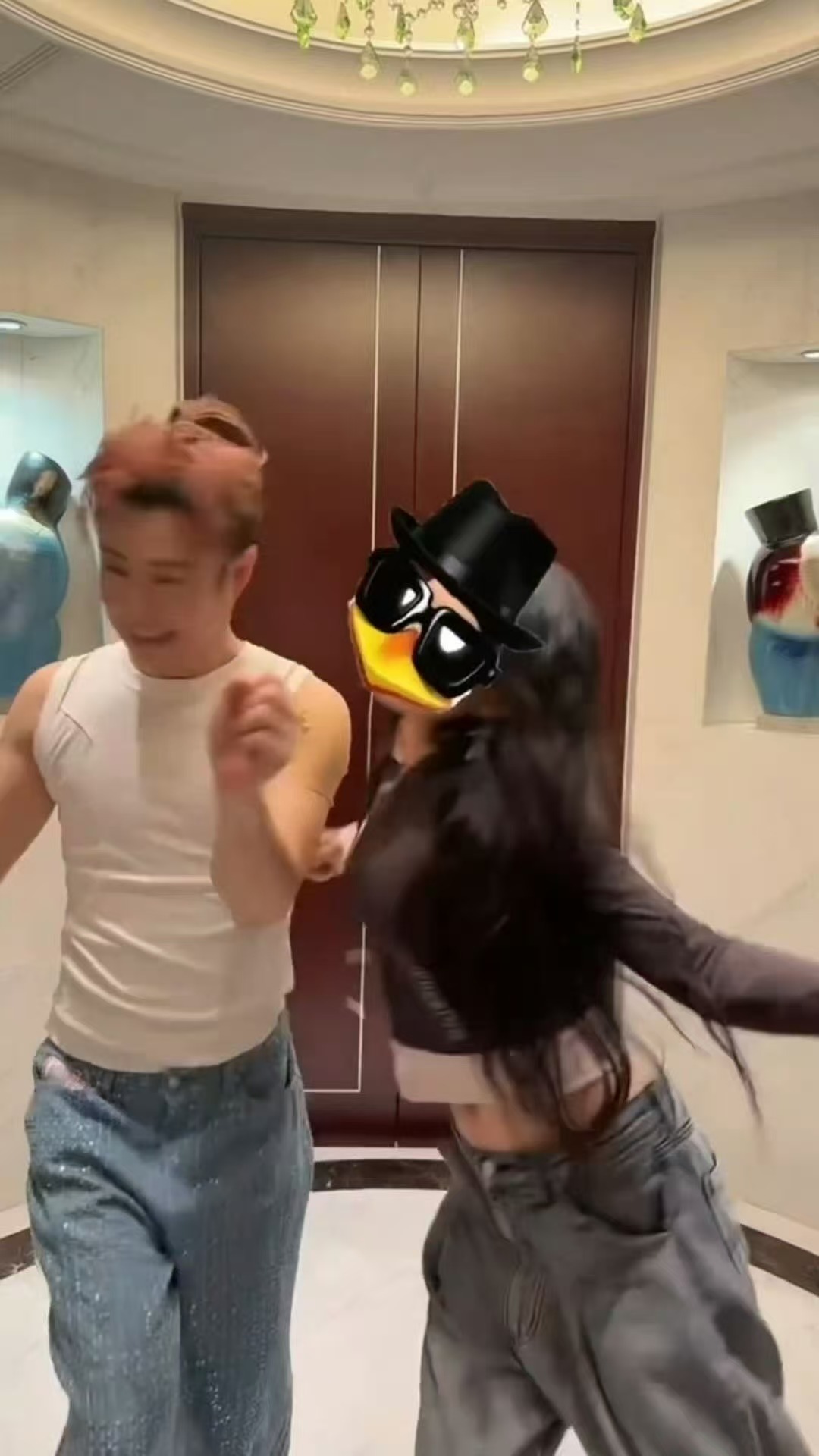 小沈阳沈佳润企鹅舞，可爱，