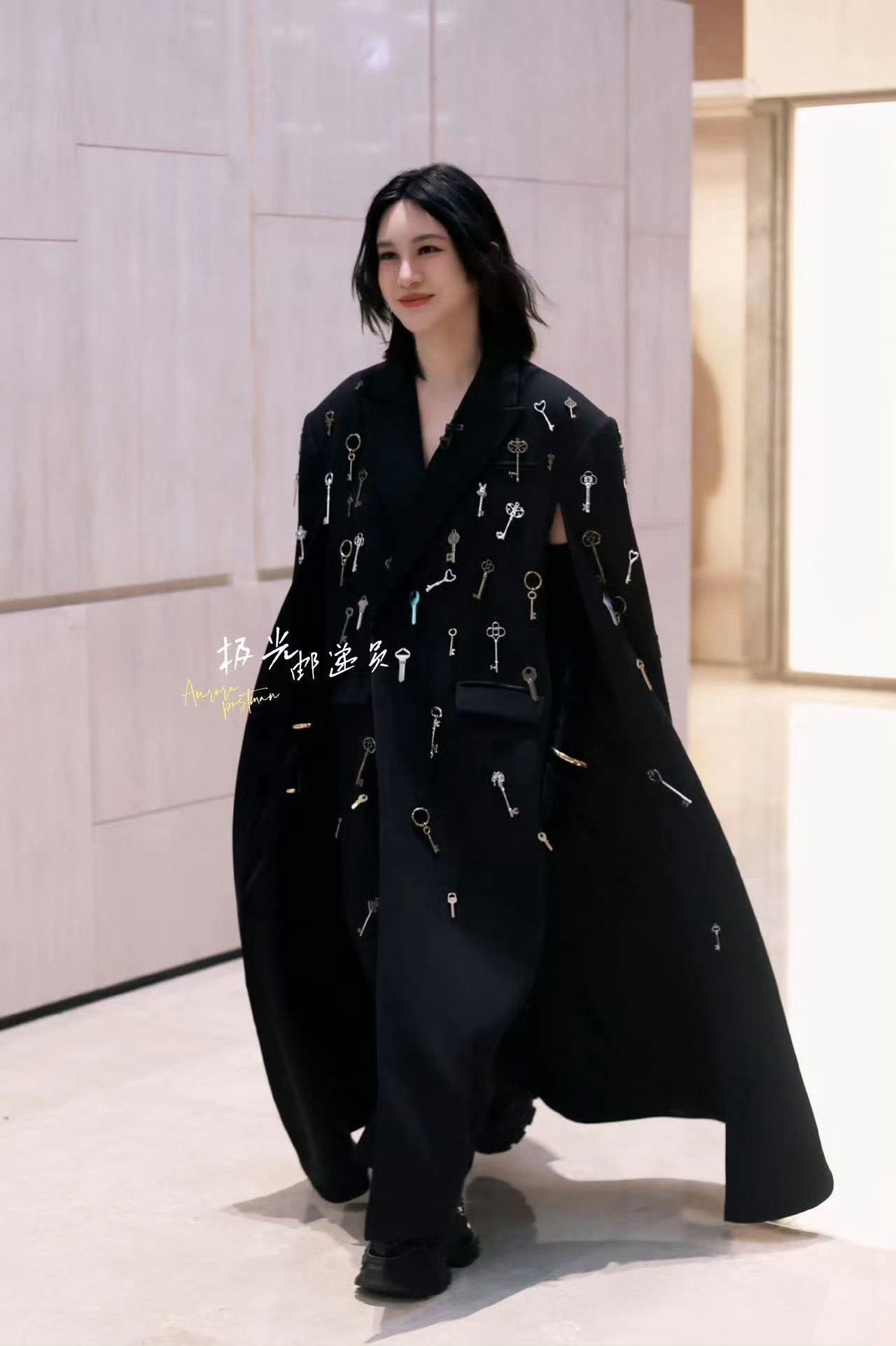 #尚雯婕被粉丝叫老公的反应##尚雯婕被粉丝夸帅的反应# 尚雯婕《乘风2024》上