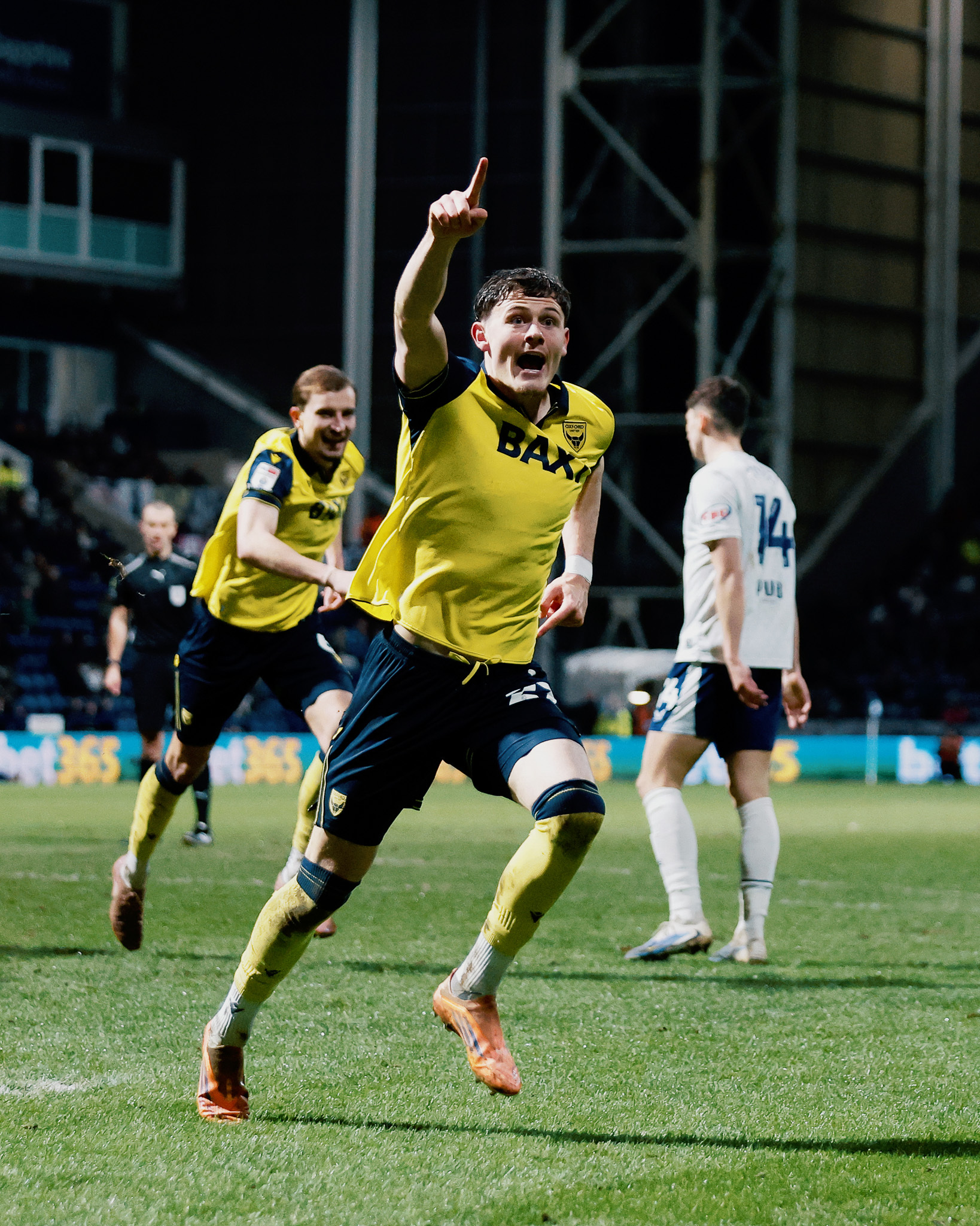 热刺外租球员米奇·摩尔已入围 PFA 苏格兰年度男子最佳年轻球员奖⭐️本赛季截止