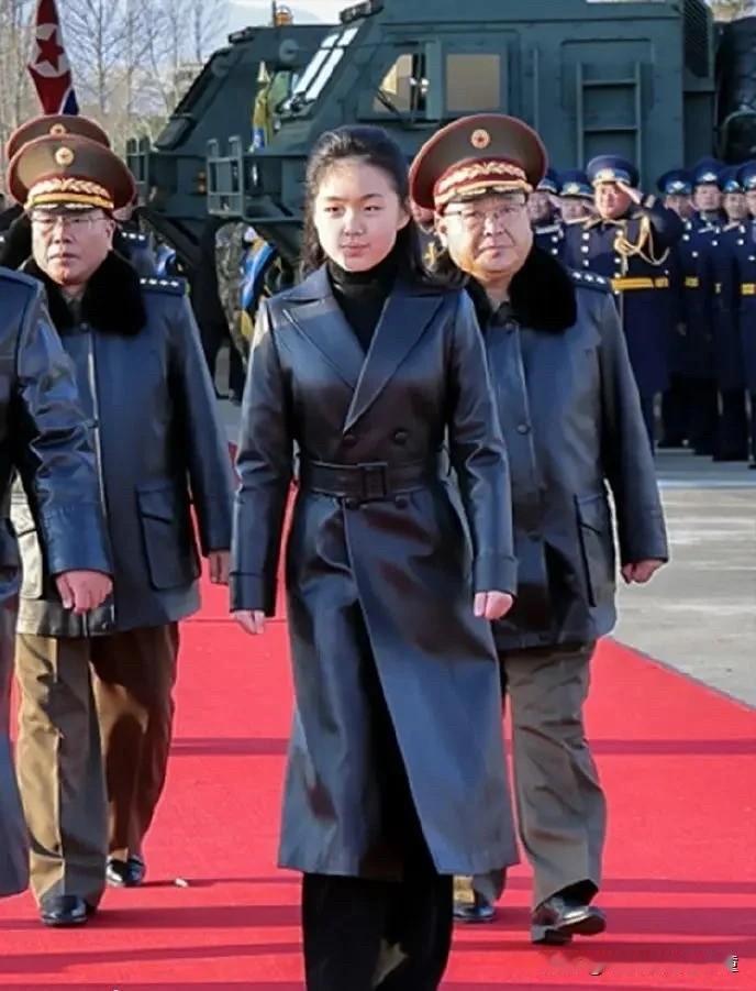 朝鲜第一公主
锋芒毕露
她会不会成为朝鲜的一代天骄
朝鲜小公主 朝鲜女孩 太阳朝