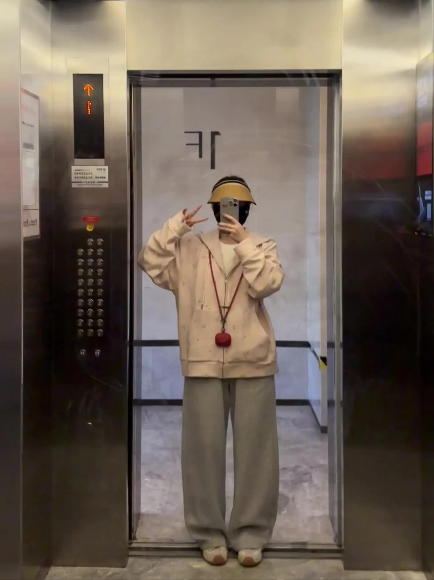 裤子真的这一个月只要出门就穿他 太好穿了！！