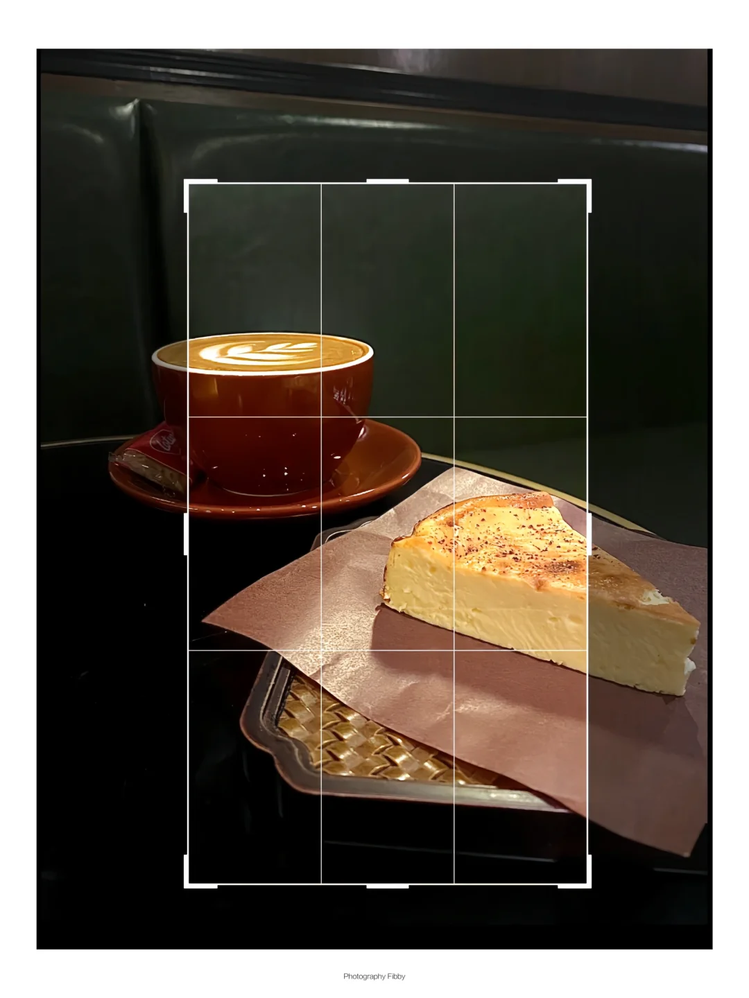 咖啡厅这样构图➕滤镜秒变复古氛围感海报