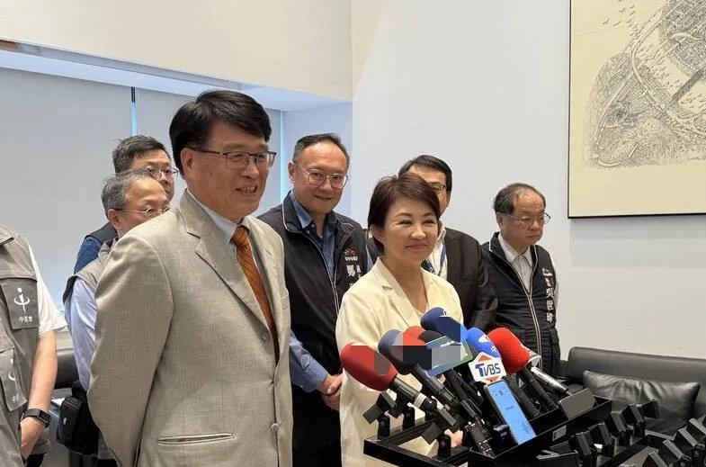 看起来卢秀燕是真急了，原以为自己稳稳拿下2028候选人席位，谁知道半路杀出蒋万安
