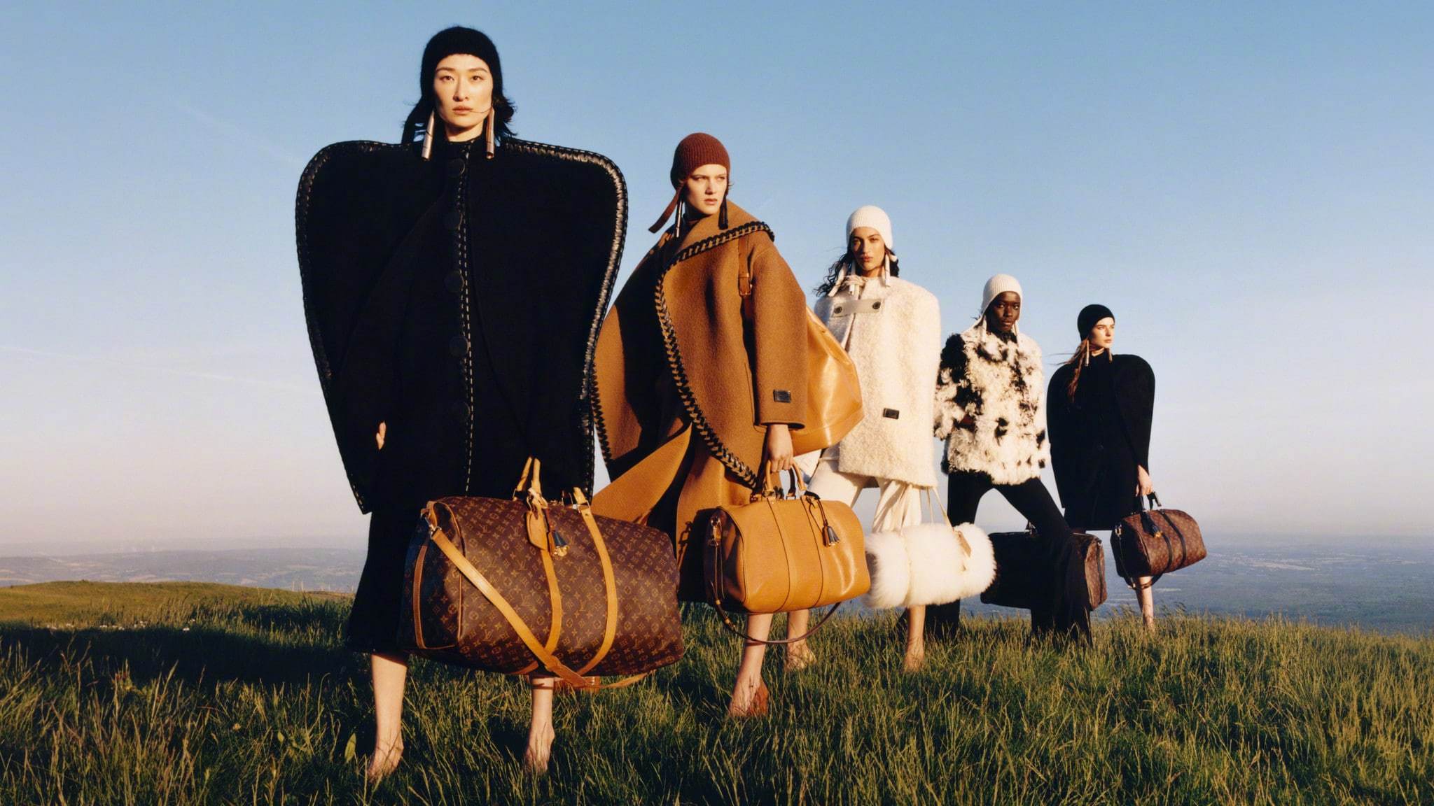 Louis Vuitton F/W 2026 Campaign ⛰️🍂 时尚灵