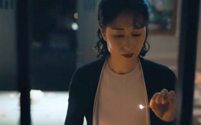 刘敏涛给悬疑剧上尺度了 无台词无走位还能这么吓人？刘敏涛演的老年葛文君就往那儿一